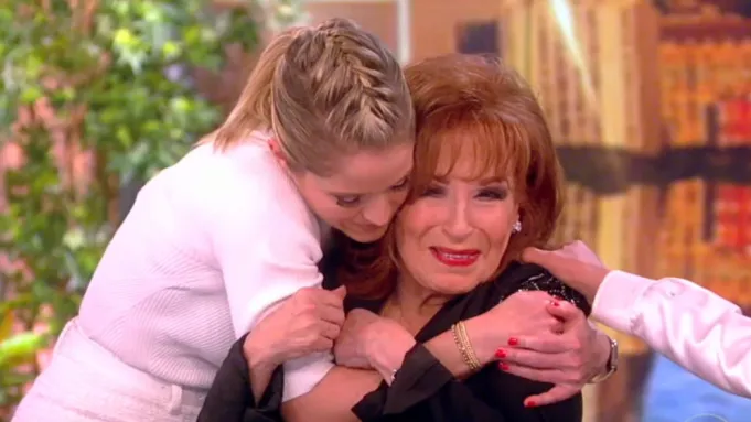 Why Is Joy Behar Missing From ‘The View’ This Week? Inside the Foot Injury That Has Fans Concerned 💔📺 - HOT