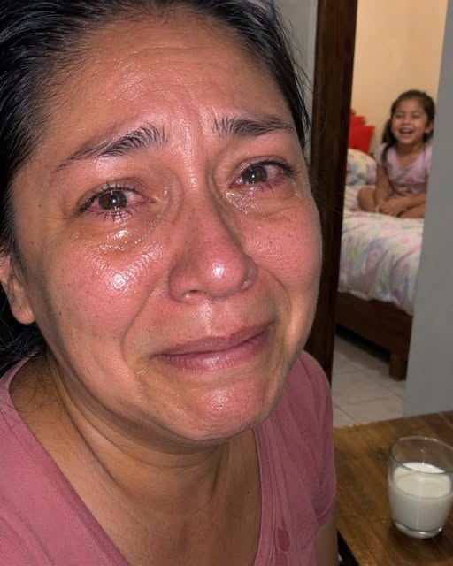 MI PAREJA ME DEJÓ CON NUESTRA HIJA DE CUATRO AÑOS EN UN CUARTITO VACÍO DICIENDO QUE "YA SE HABÍA CANSADO DE CARGAR CON NUESTRAS CRISIS Y QUE YO NO TENÍA FUTURO". AYER LLEGÓ EL SEÑOR DE LA MUDANZA CON UNA NOTA.