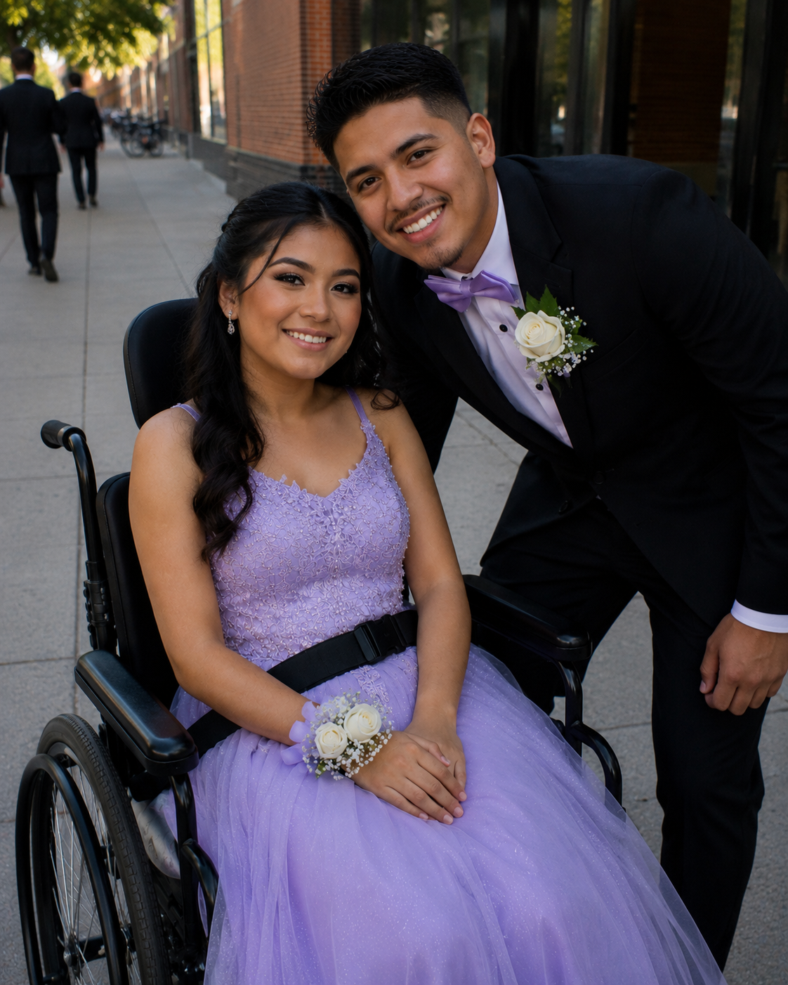 Unos padres intentaron impedir que una chica en silla de ruedas fuera al baile de graduación: lo que sucedió esa noche fue puro karma.
