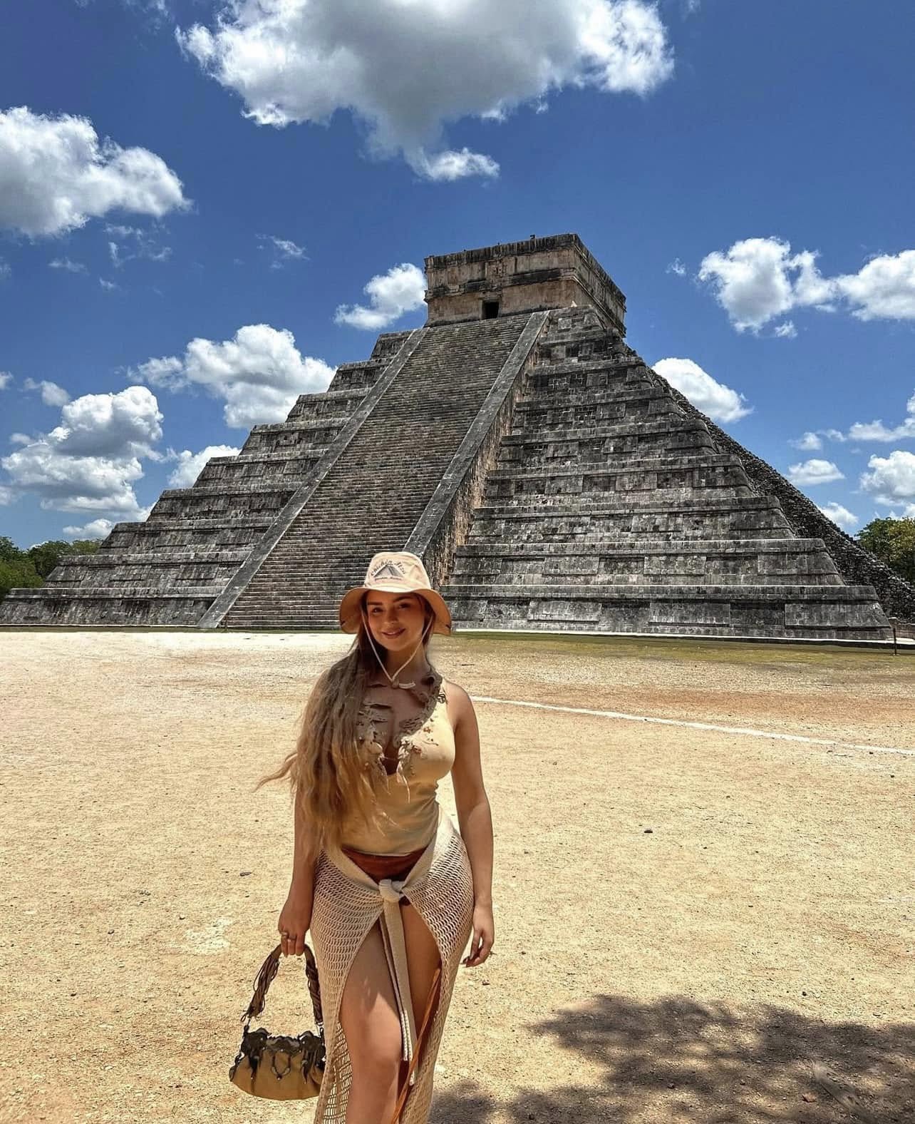 Demi Rose shared images from her trip to Chichén Itzá, along with photos of the hotels where she stayed. She also posted provocative pictures from the room where she slept.