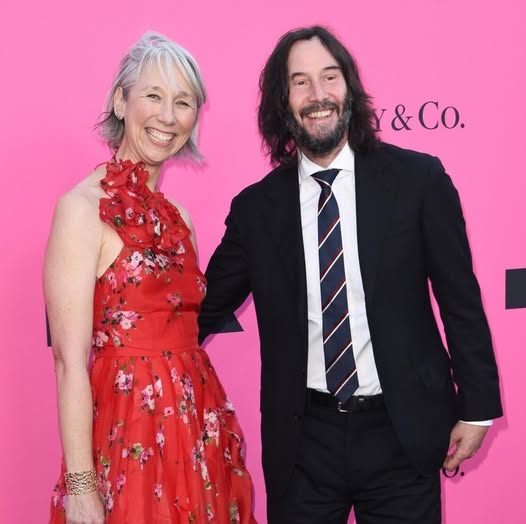 Keanu Reeves secretly married — but not to the woman fans imagined