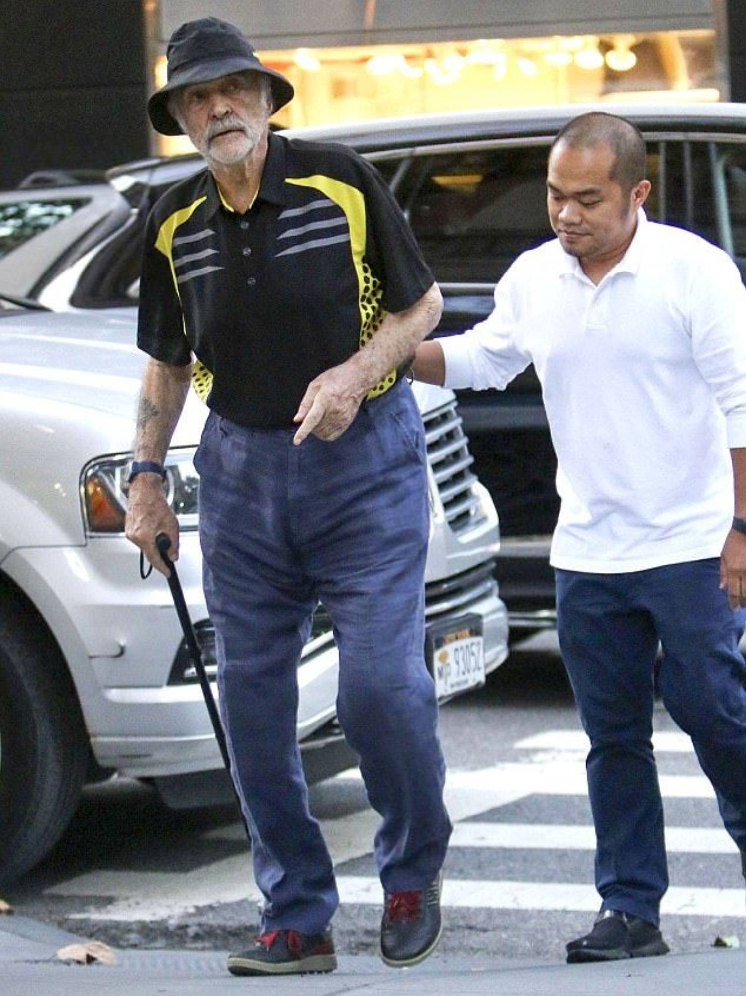 Rare Sighting in New York!: Legendary Star, 87, Looks Frail in Public!