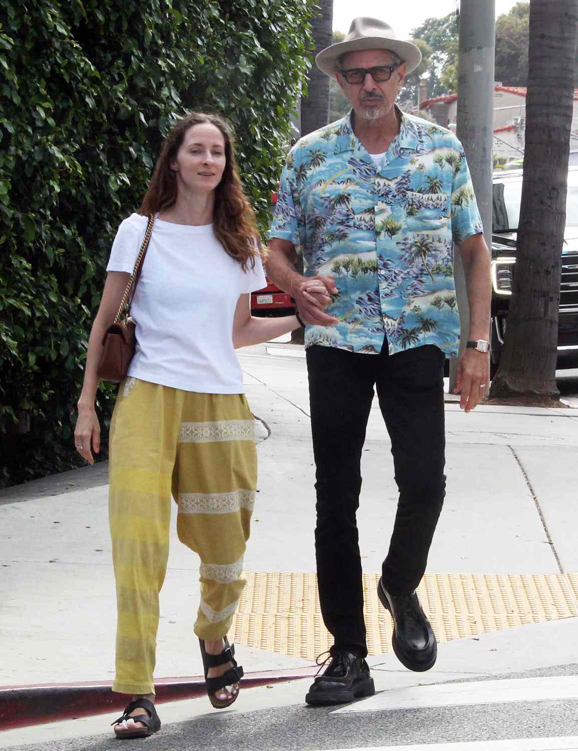 Rare Paparazzi Sighting!: Stylish Hollywood Couple Spotted Out and About Together!