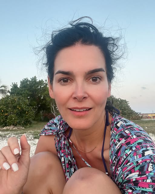 “Stunning at 52!”: The Supermodel and Actress Who Continues to Shine Bright!