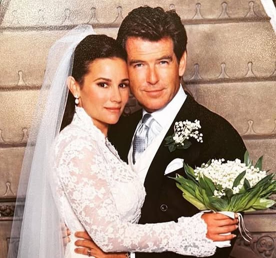Pierce Brosnan’s Wife Posted a Heartfelt Message Dedicated To Him: Besides She Shared Shots Of Her Amazing Transformation!