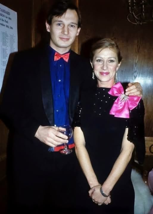 Legendary Hollywood Couple Spotted in 1984: Can You Guess Who They Are?