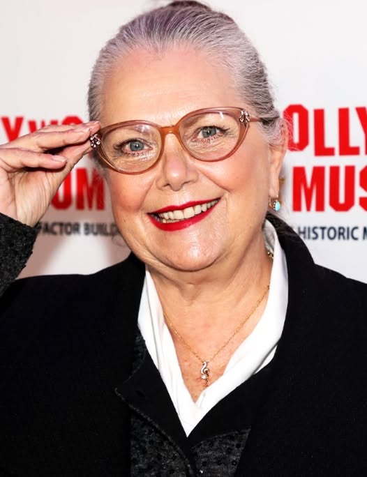 "I can't believe that's her!” Fans are stunned after seeing this '80s actress, who defied the odds with the support of her husband of over four decades.