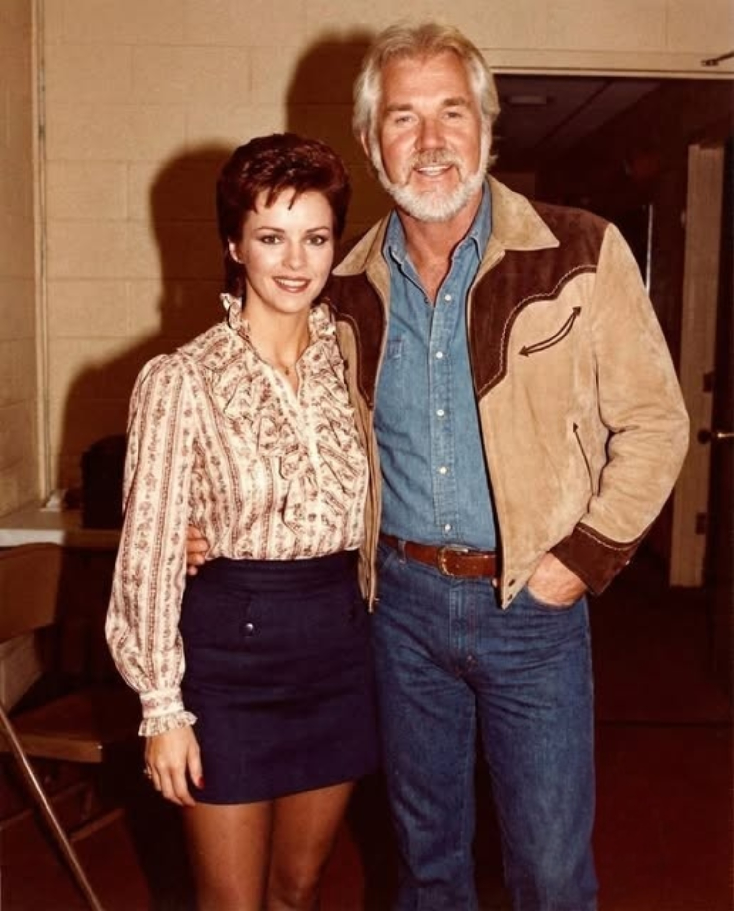 Country Music Legend Poses With His Actress Wife!: But Fans Are Focused on the Rising ’80s Pop Star Beside Them!
