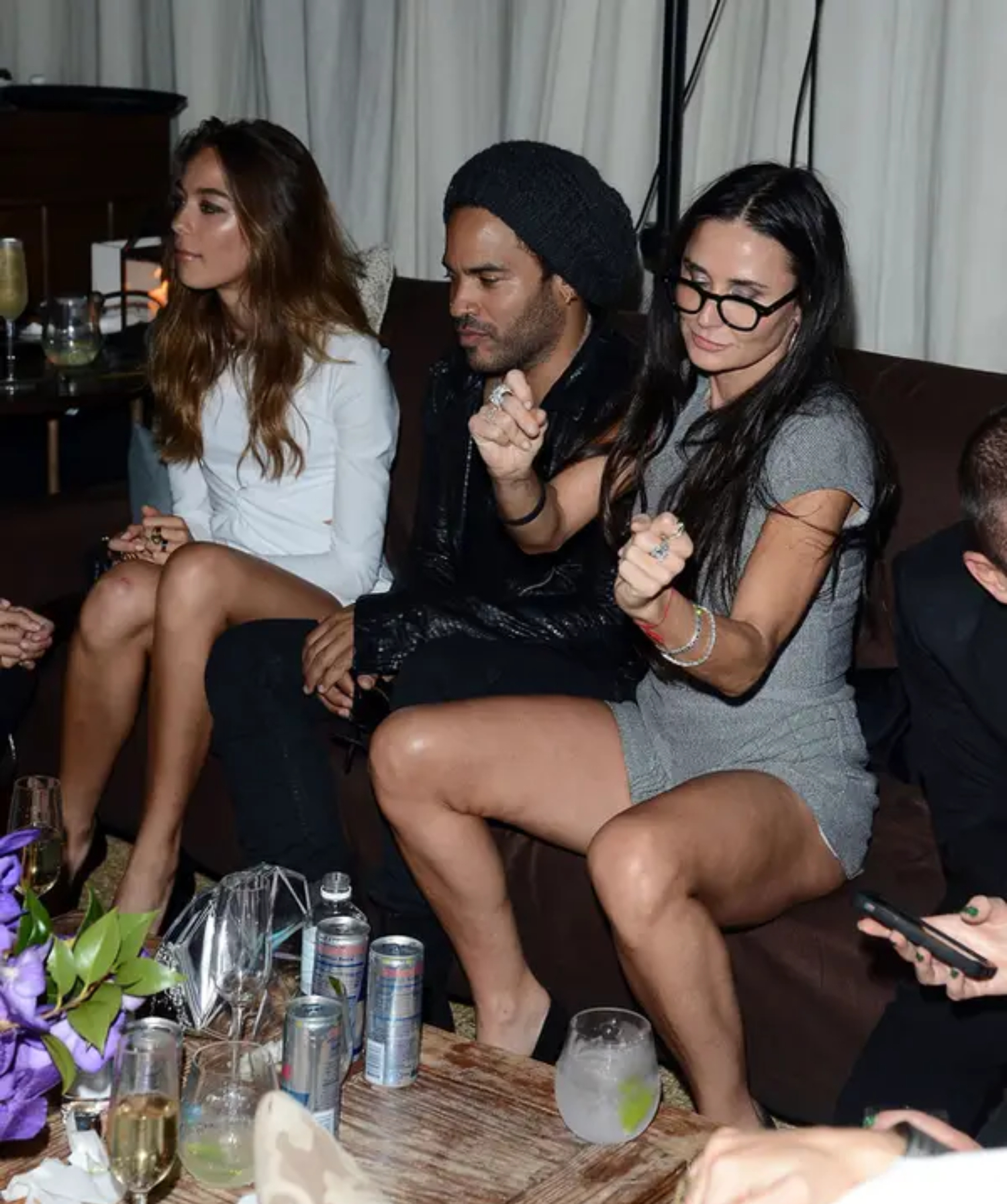 Hollywood Icon Spotted Looking Almost Unrecognizable!: Who Is She?