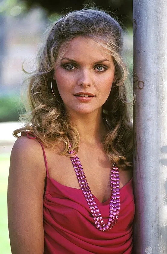 “She Has Just Washed Off Makeup After Filming”: 65-Year-Old Michelle Pfeiffer’s Makeup-Free Photo!