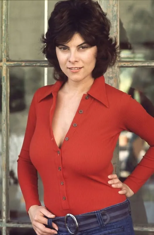 She voiced Catwoman, outran stars on national TV, and once ruled horror with a scream(1)
