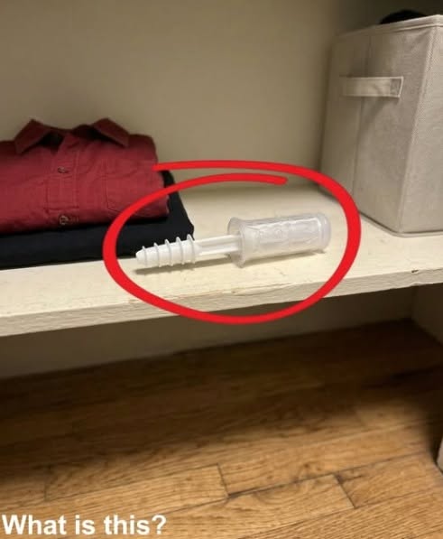 I’ve been staring at it for half an hour now, but I still can’t figure out what it is. Does anyone know?
