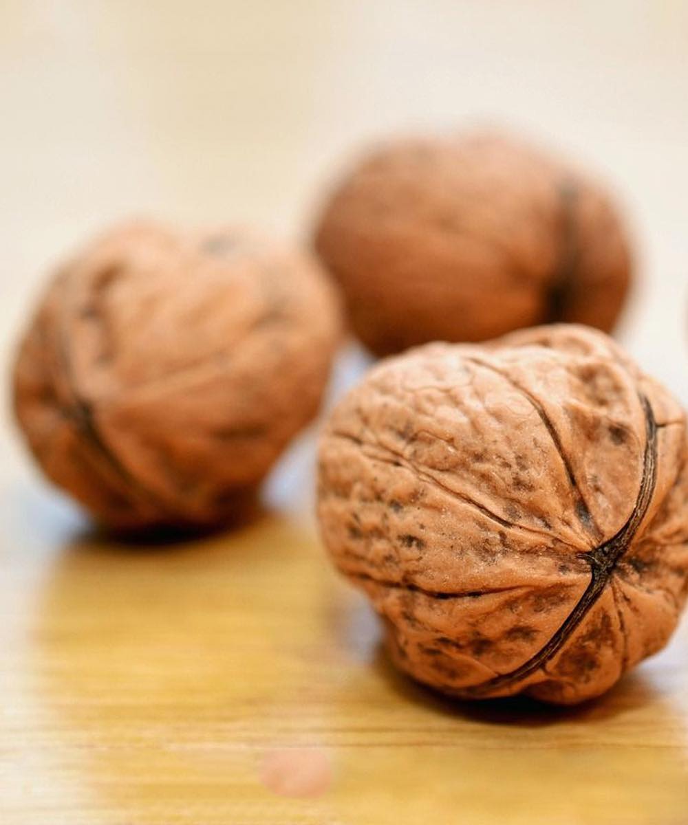 Doctors reveal that eating 3 nuts a day causes...