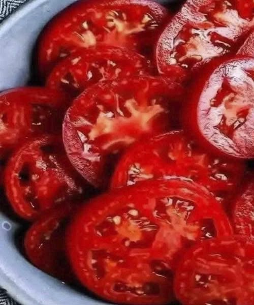 Doctors reveal that eating tomato causes ...