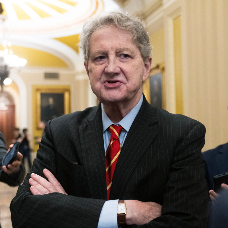 Kennedy Turns Up the Heat on Bondi Over Epstein Documents