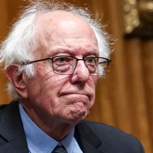“1.4 Million Migrants on Medicaid? — Scott Bessent and Bernie Sanders Explode in Heated Showdown”