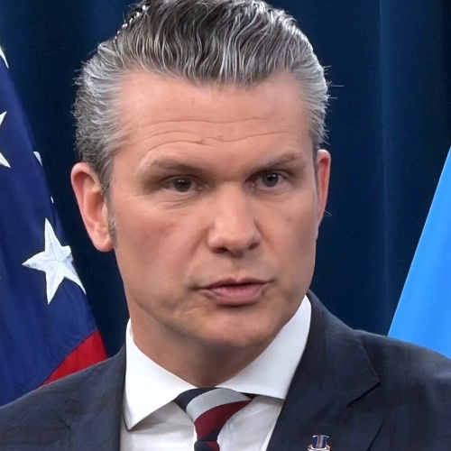 Megyn Kelly Presses Pete Hegseth on Controversy, Raises Questions About Leadership and Accountability