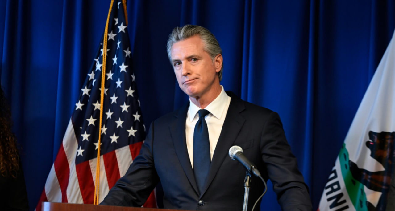 California Governor Gavin Newsom Faces Scrutiny Over Fast-Food Wage Law Amid Job Losses and Price Hikes