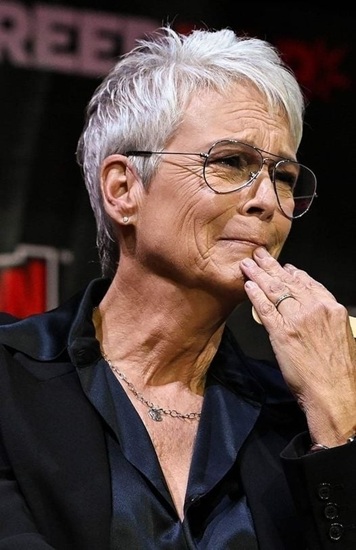 Jamie Lee Curtis Deeply Shaken by Tragic News