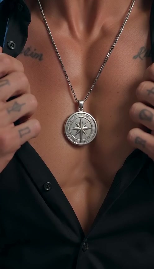 The Night Her Son Reached for a Stranger’s Silver Locket Outside the Hospital