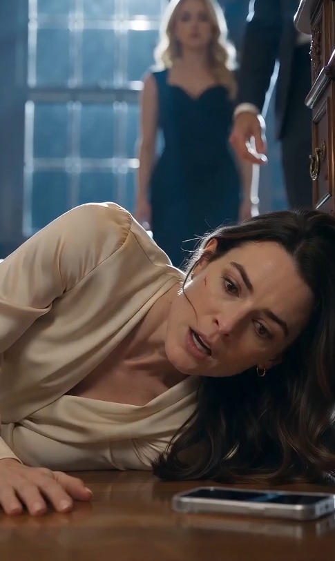 The Night She Learned What the Whitcombs Would Sacrifice to Keep Their Name