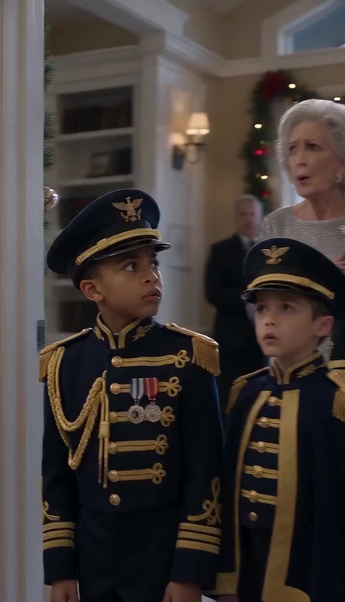 The Door Opened on Christmas, and Every Reynolds Name Began to Break