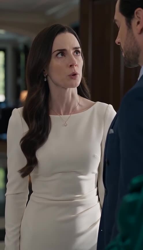 Before the Whitmore Doors Closed, Claire Learned What Her Silence Was Worth
