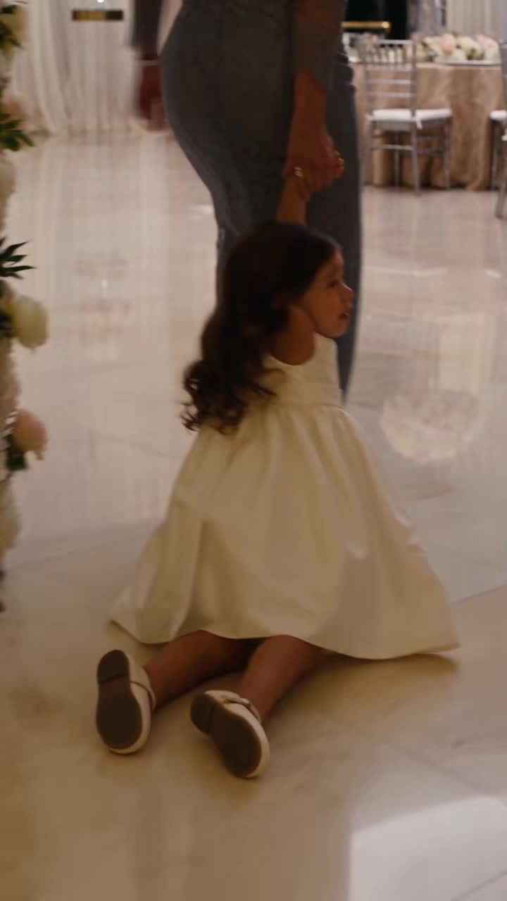 Nobody Could Stop Her From Saving the Crying Girl at the Wedding