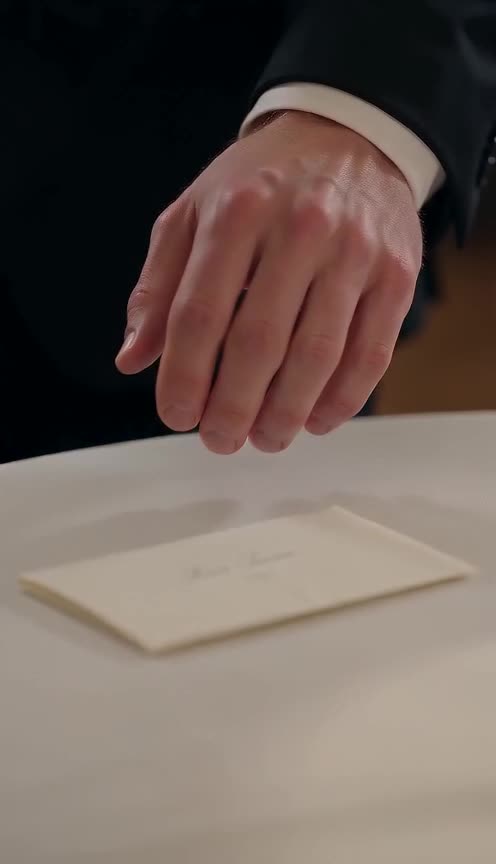 The Folded Letter That Exposed the Truth Her Father Hid for Fifteen Years