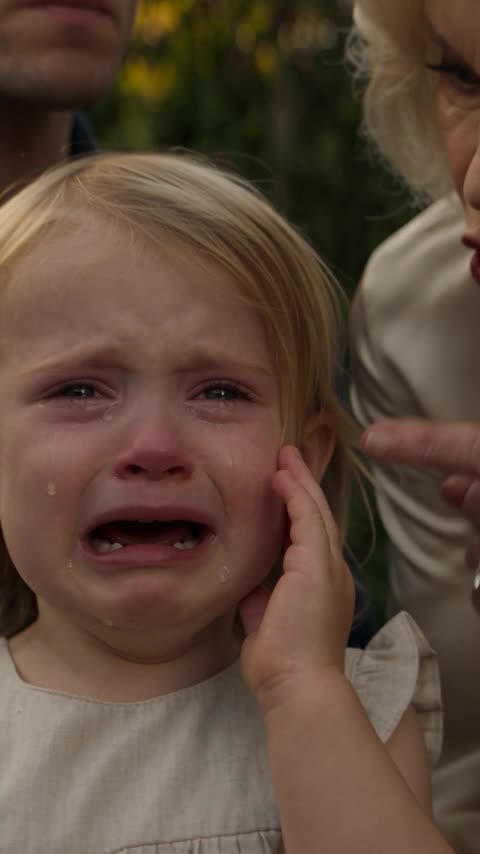She Cried Grandpa and the Man Who Entered the Gate Changed Everything