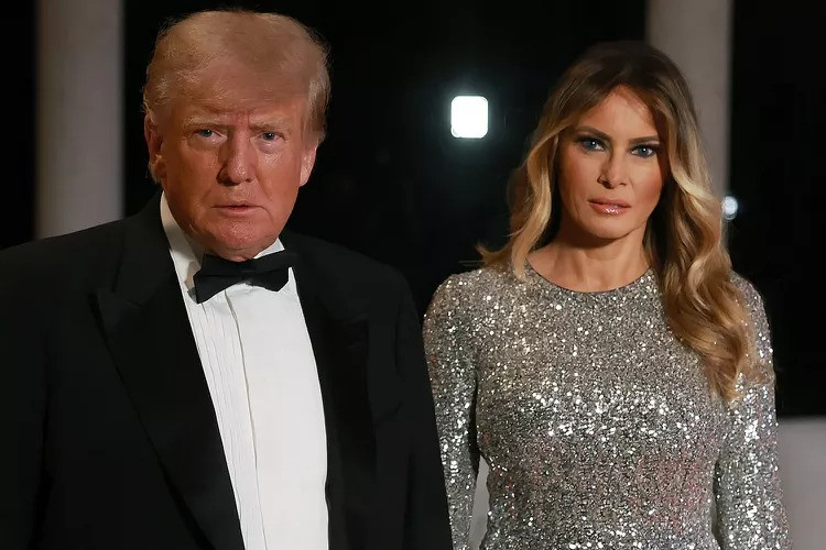 "SHOCKING CLARITY: The Truth Behind the Viral Photo Linking Melania Trump to the Epstein Archives"