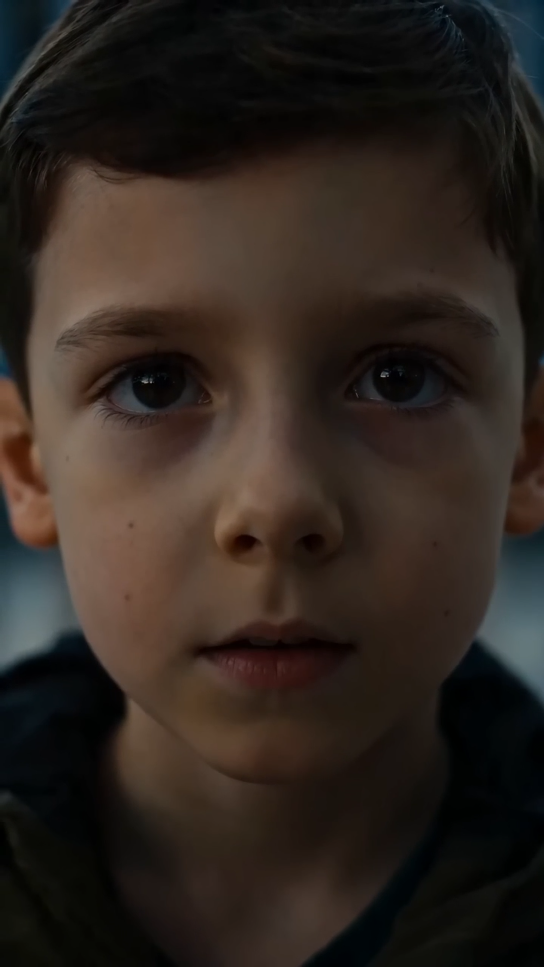 A 10-Year-Old Boy Warned an Armed Robber… Then Everyone Looked Up