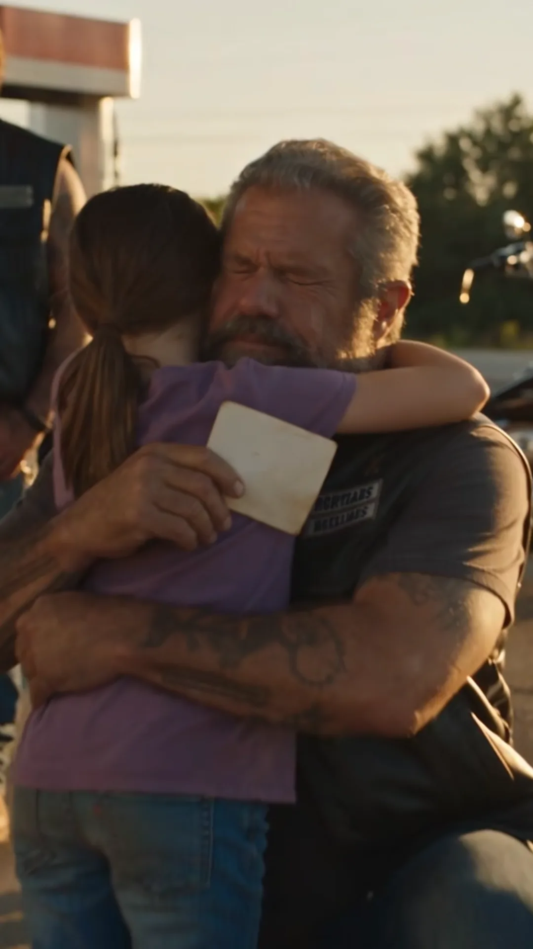 THE BIKER WHO KEPT ONE PHOTOGRAPH FOR EIGHT YEARS