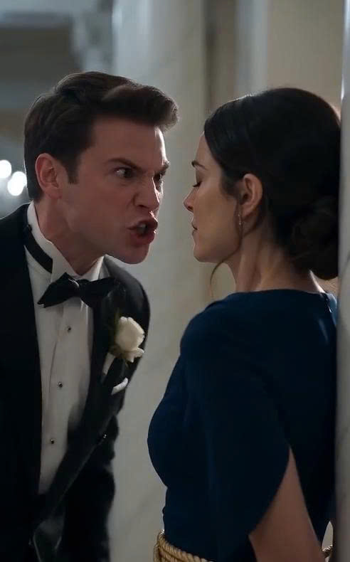 The Stolen Wedding Dress Frame, the Cold-Eyed Underworld Heir, and the Vengeance That Brought Manhattan’s Elite to Their Knees