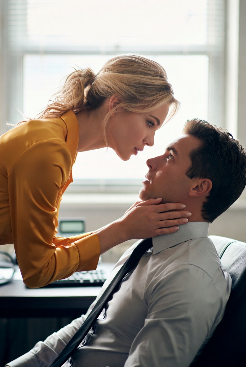 She Hired Him to Be Her Fake Husband for One Year—But Neither of Them Expected the Secrets, Betrayal, and Dangerous Feelings That Would Follow