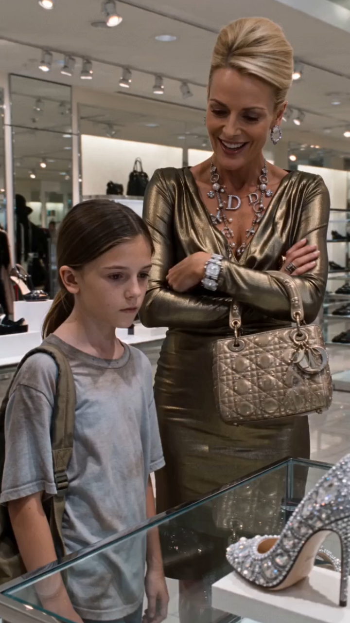 The Millionaire Socialite Mocked a Girl in Worn Sneakers… Then She Learned Who Really Owned the Store