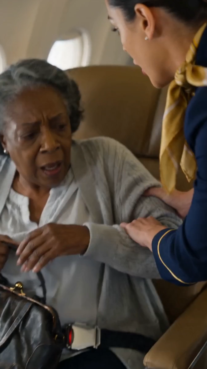 A Flight Attendant Tried to Throw an Elderly Woman Out of First Class… Then Her Son Stood Up and Grounded the Entire Flight