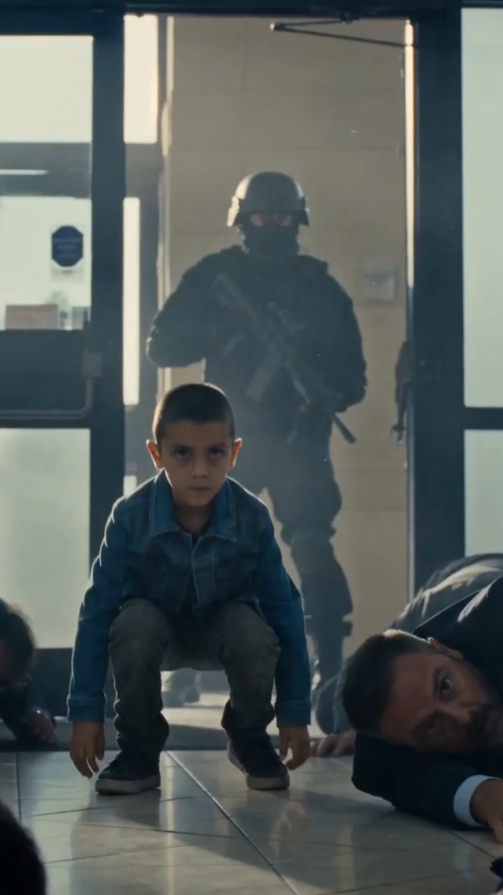 A Little Boy Stood Up During a Bank Emergency—Then Revealed a Secret His Father Left Behind