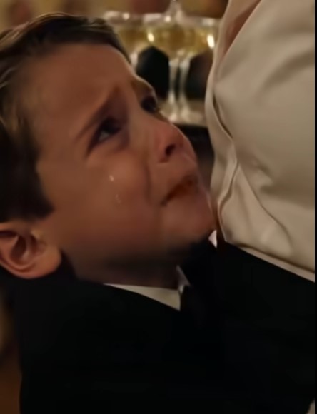 "She’s my mommy!" — The 3 Chilling Words From a 4-Year-Old That Destroyed a Billionaire's 14-Month Marriage.