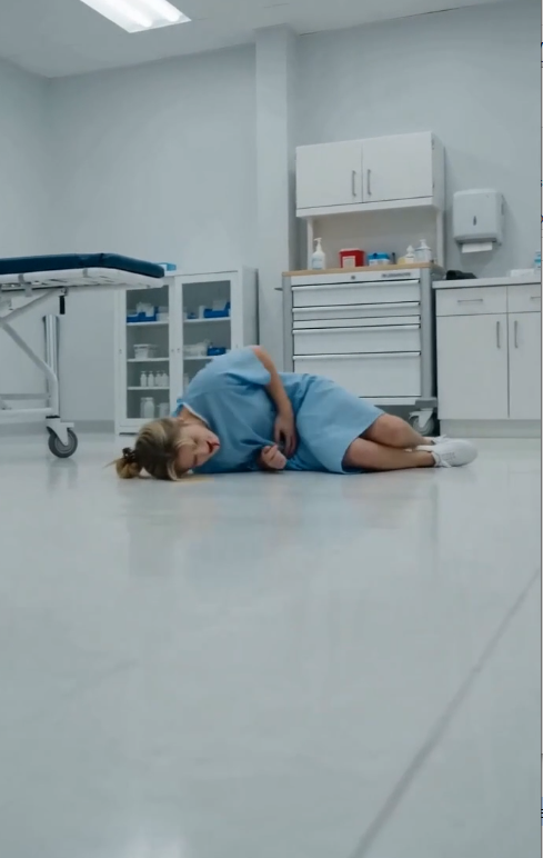 THE ULTRASOUND ON THE FLOOR