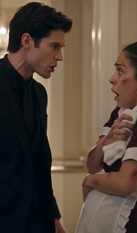 206"At two in the morning, the most feared man in the city came home and found a pregnant maid cleaning his hallway