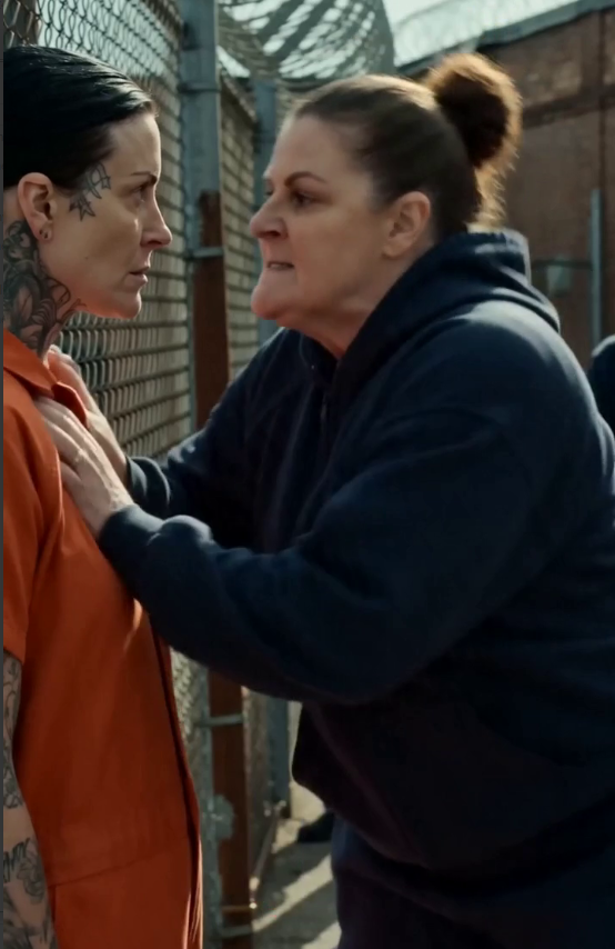 The most dangerous and biggest inmate noticed that the new girl had been given a brand-new pair of sneakers when she arrived at the prison, and decided to take them from her right in the middle of the prison yard. She began humiliating the girl in front of everyone, without even suspecting how it would all end