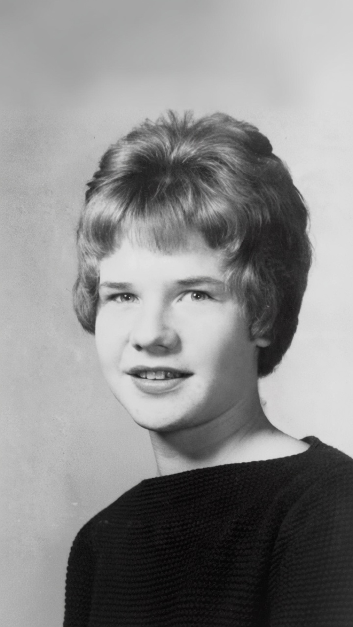 She Was Bullied For Her Weight And Acne But Grew Up To Become The 'Sexiest Artist' Alive