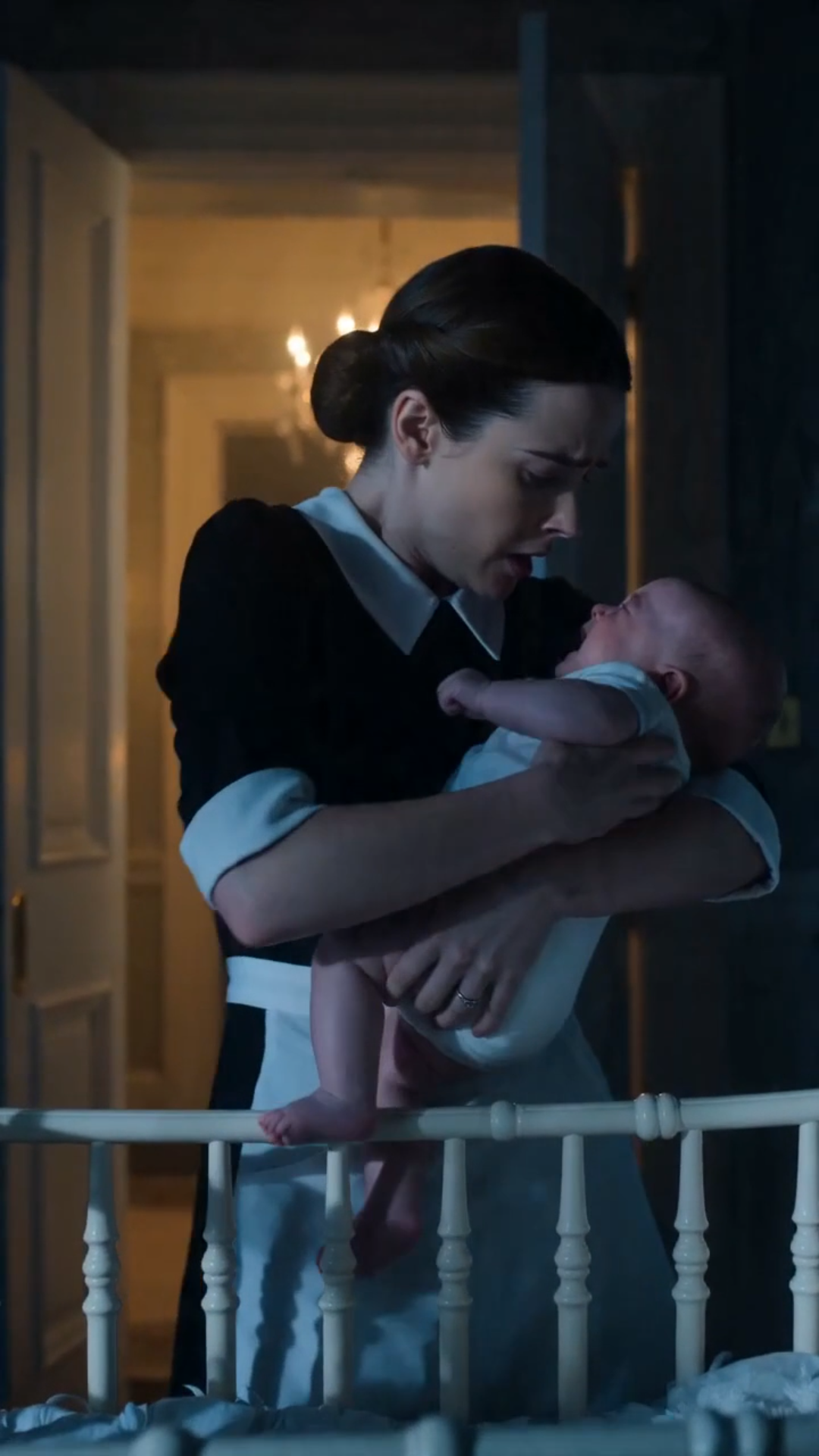 THE MILLIONAIRE’S BABY SCREAMED EVERY NIGHT… THEN THE HOUSEMAID LIFTED THE MATTRESS AND FOUND THE HORROR HIDDEN INSIDE
