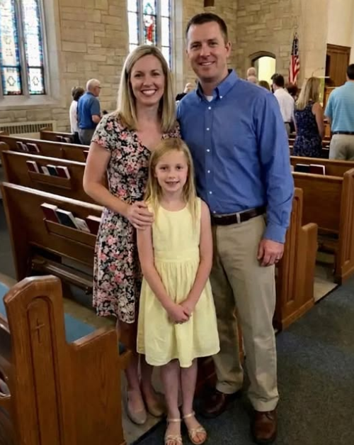 My Husband Suddenly Insisted We Go to Church Every Weekend — When I Discovered the Real Reason, I Filed for Divorce