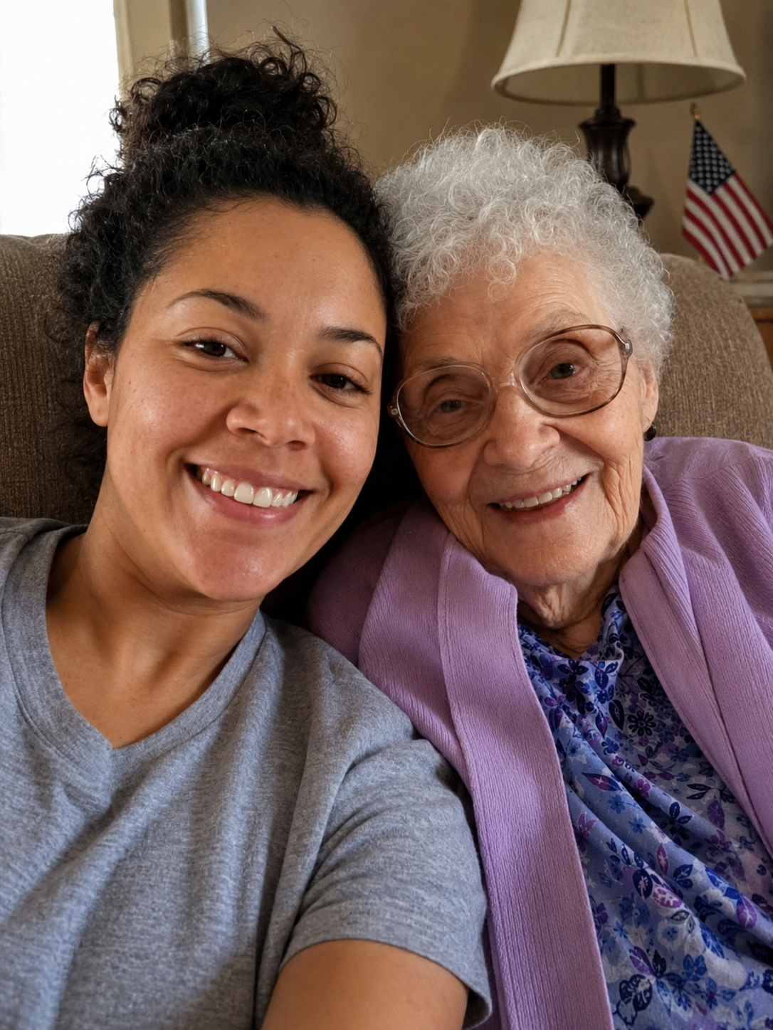 I Took Care of My Elderly Neighbor – After She Di:ed, the Police Knocked on My Door, and When I Learned Why, My Knees Buckled
