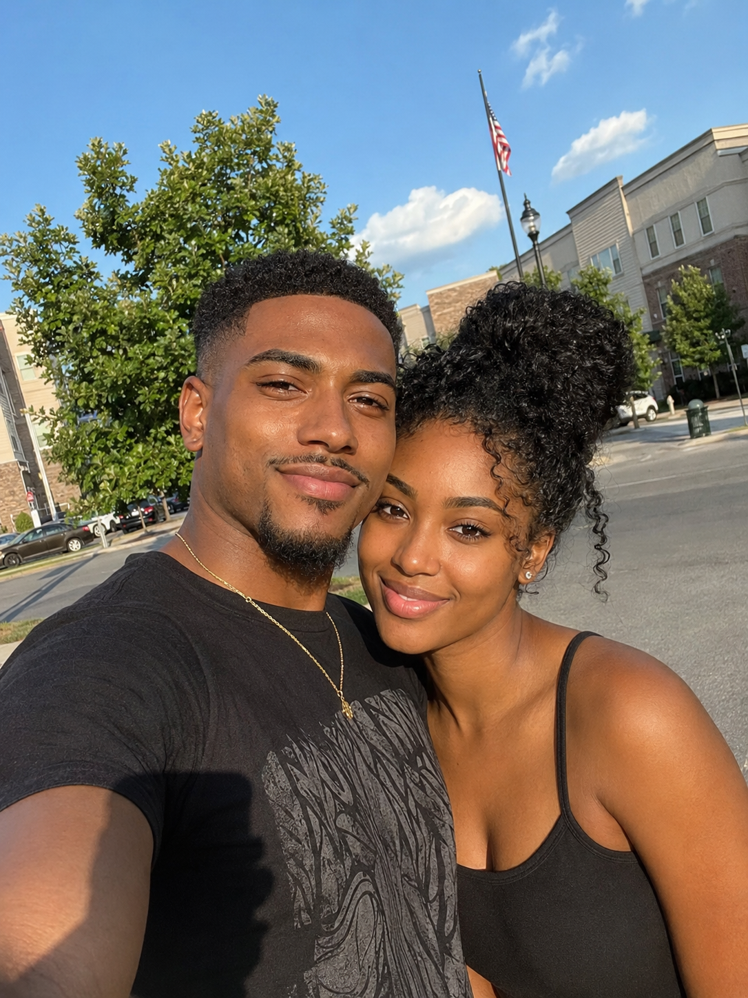 I TOOK MY FIANCÉ HOME TO MEET MY FAMILY — BUT IN THE MIDDLE OF THE NIGHT, HE RAN OUTSIDE SCREAMING, “I CAN’T BELIEVE IT!”