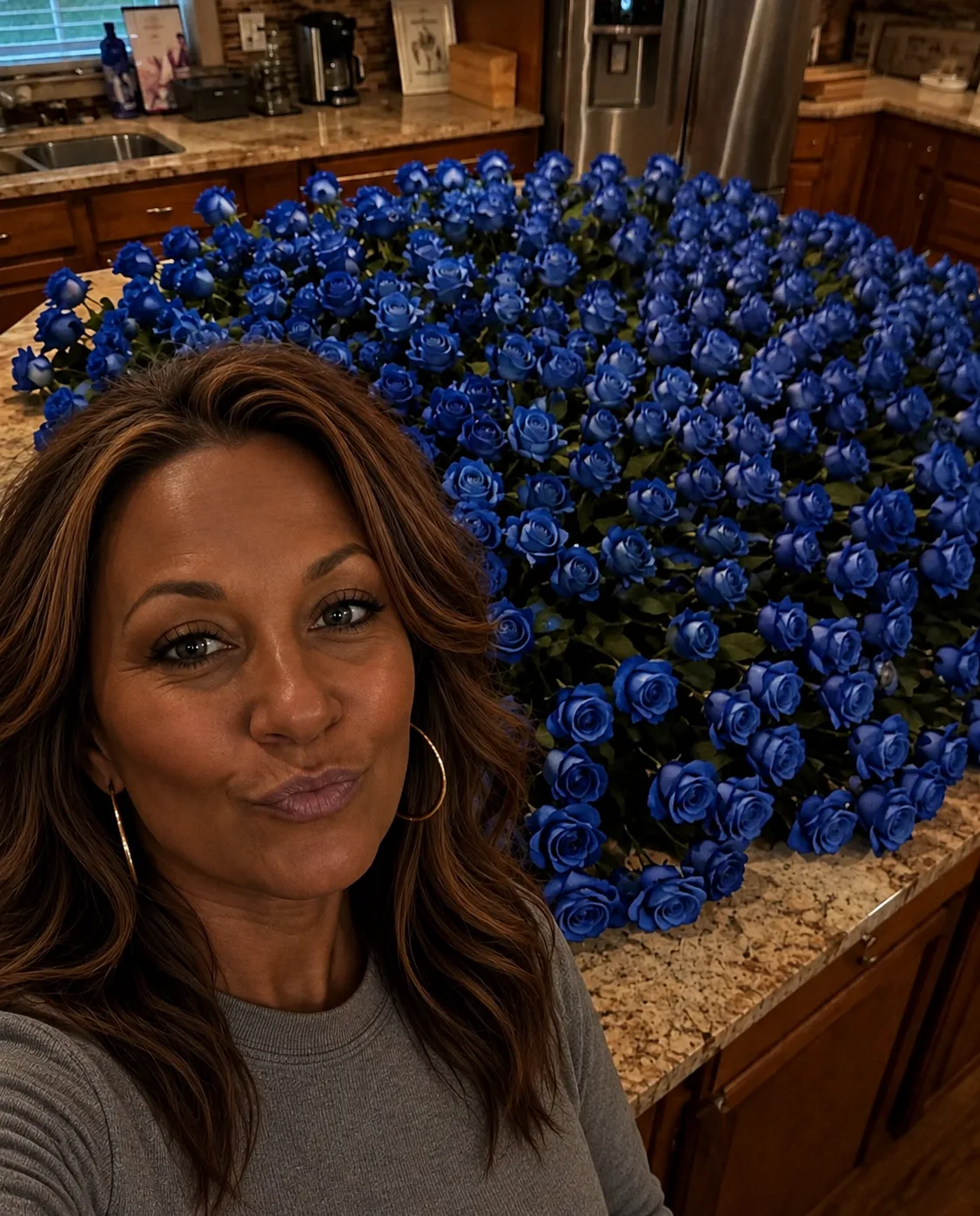 I Received 40 Blue Roses Every Day While My Husband Was Away on Business — The Number Made Me Call the Police