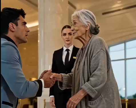 “They pushed the old woman to the floor… then the hotel owner ran to her.”