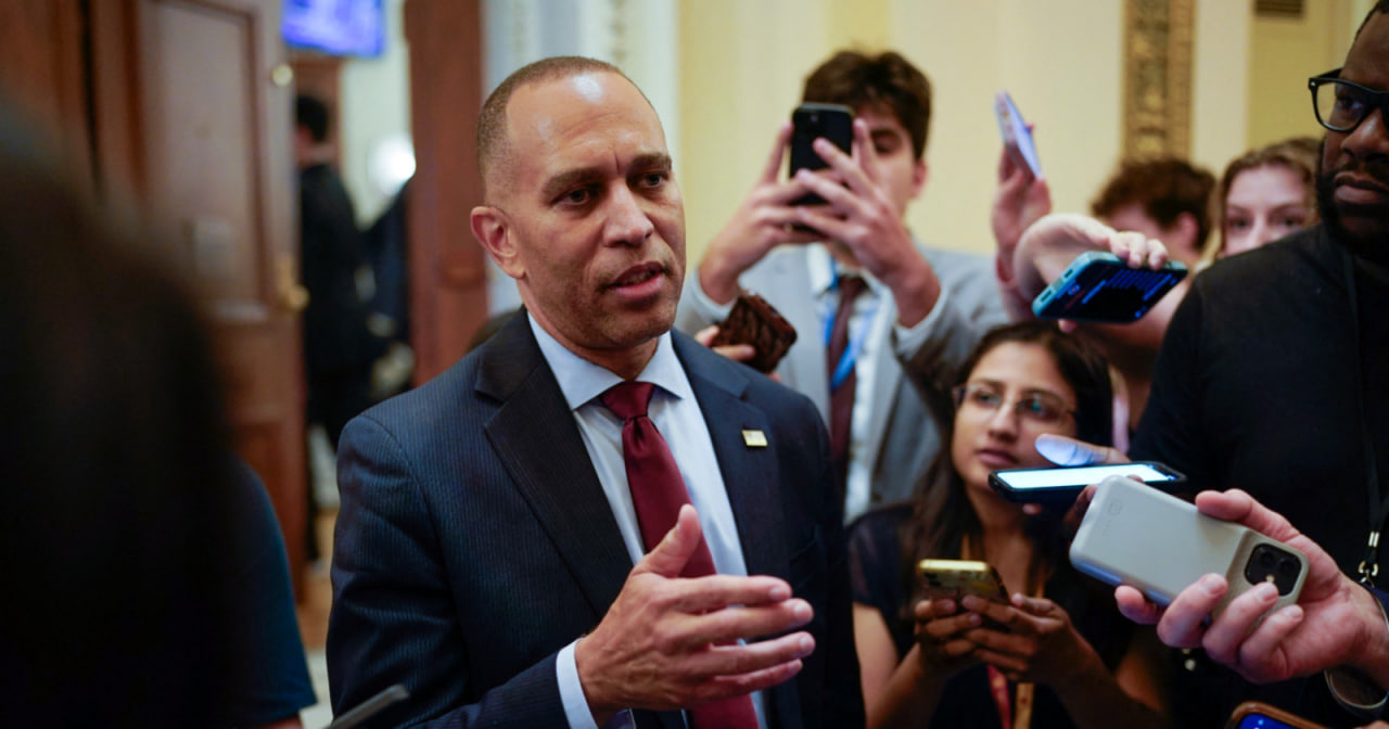 TIME FOR A CHANGE — Democratic House Minority Leader Rep. Hakeem Jeffries Could Be OUT as His Leadership At Risk